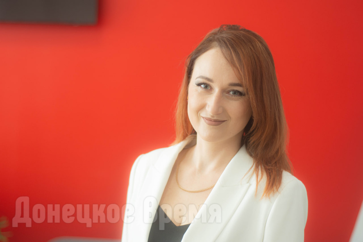 Юлия Элина рассказала, что на сессии говорили о перспективах России по внедрению беспилотников в мирную жизнь/ Фото: Давид Худжец
