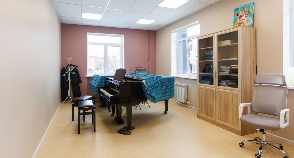    Рояль в учебном классе Бронницкой Детской школы искусств после капитального ремонта / Медиасток.рф