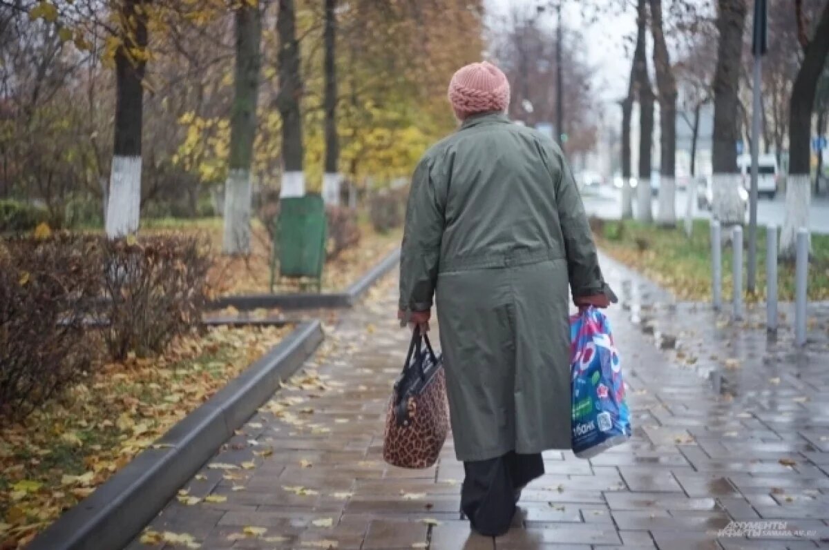    Семья погибшей в коллекторе пенсионерки требует правды спустя полгода