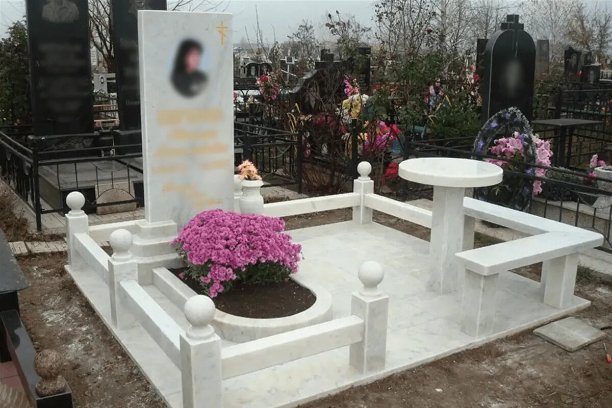Памятники из гранита