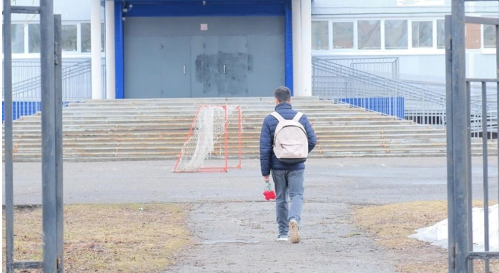 Наш прощальный салют в честь учителя из Перми.