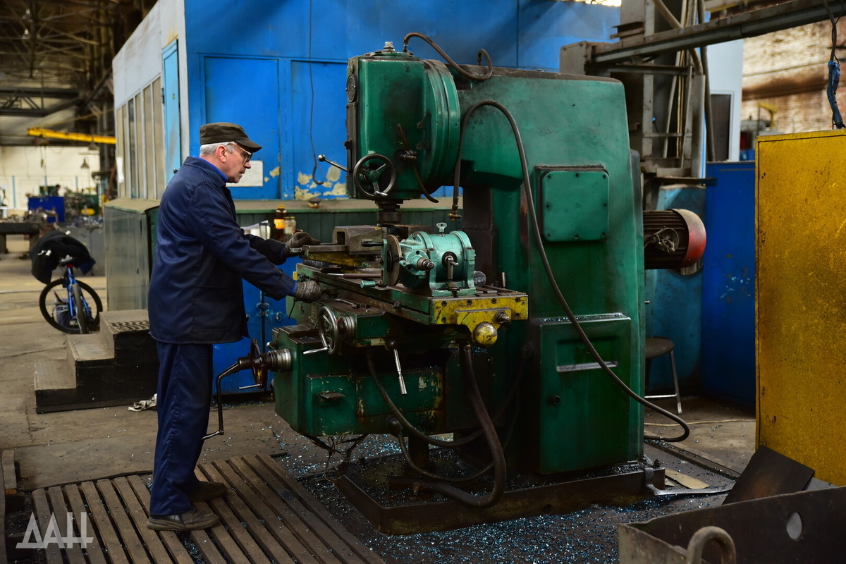    Премьер ДНР рассказал о стратегии обновления промышленности