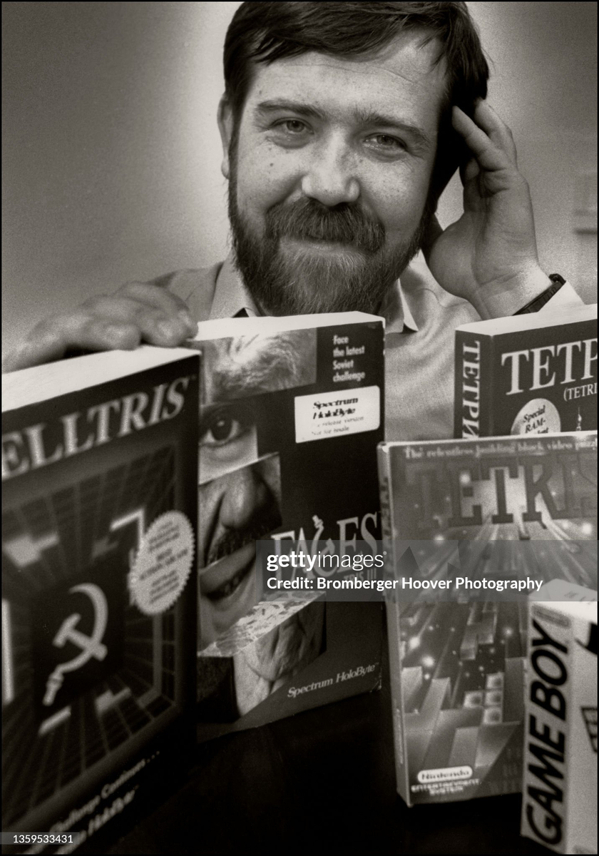 Алексей Пажитнов. Все изображения принадлежат их авторам, и приведены в ознакомительных целях.