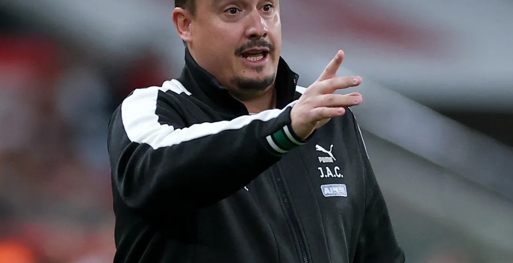 С испанским акцентом. Матч «Ростов» - «Спартак» станет противостоянием тренеров-соотечественников - Джонатана Альбы и Хуана Карлоса Карседо