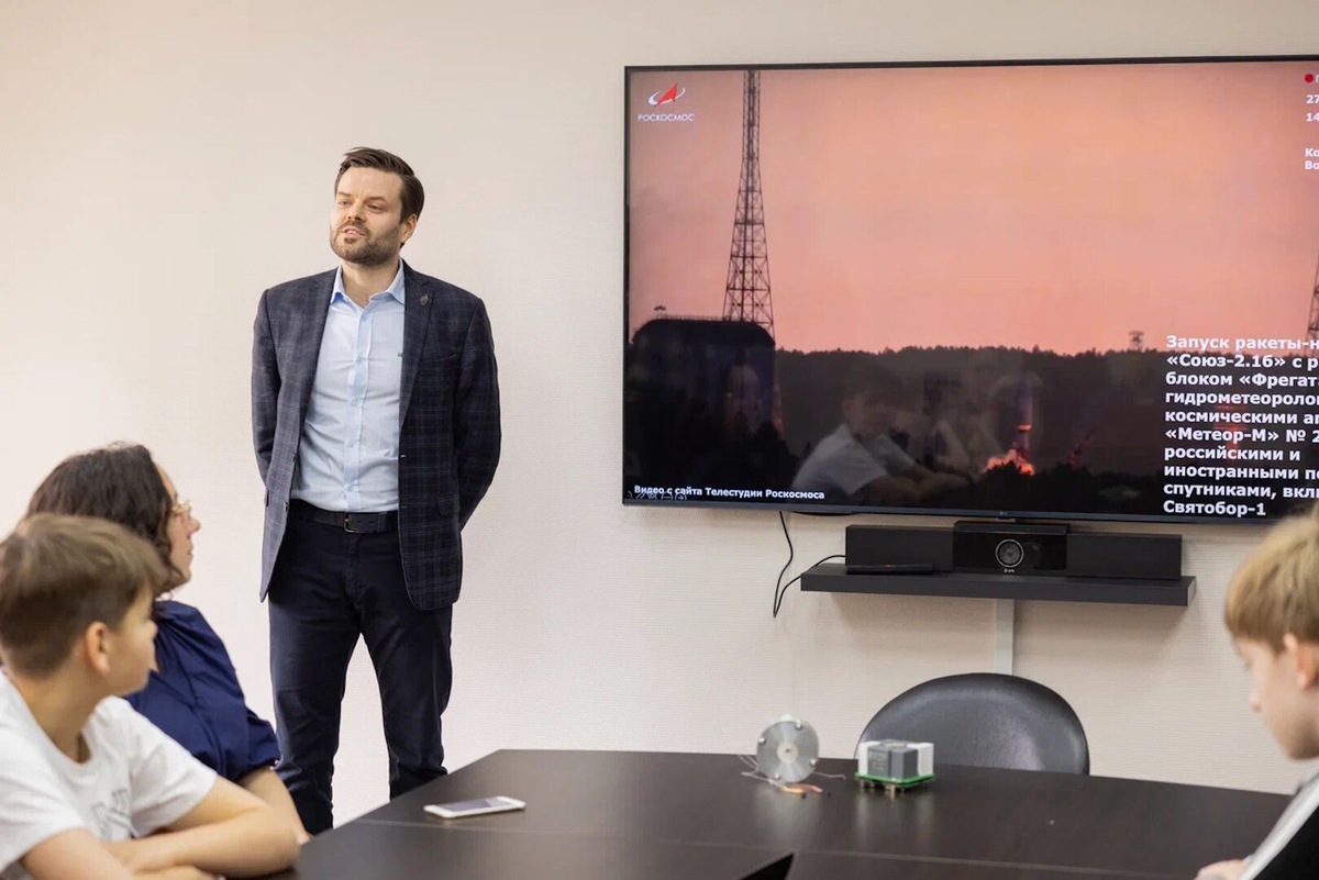   Евгений Степин рассказал о росте рынка кубсатов и новых требованиях к их оснащению. Источник: пресс-служба Национального исследовательского ядерного университета «МИФИ».