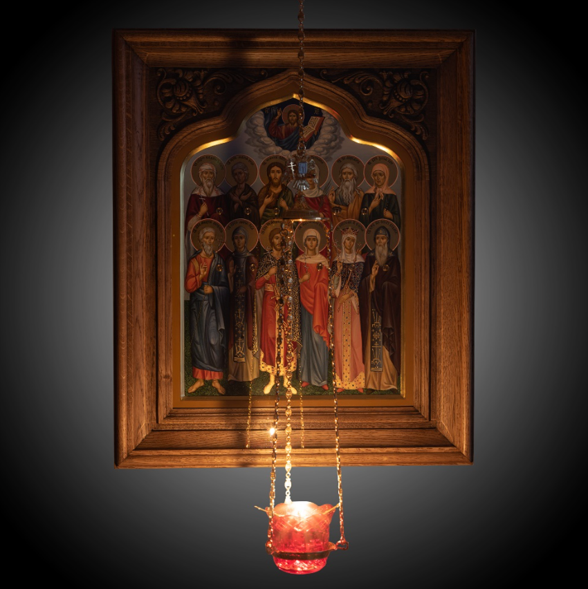 Образ «Собор друзей» — икона, на которой изображены святые покровители, в честь которых крещены близкие мне люди.