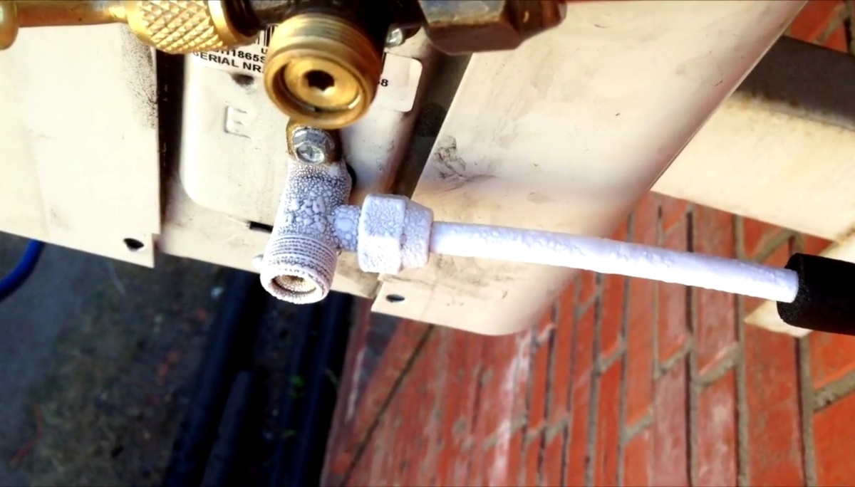 Обмерзание наружнего блока - признак утечки фреона