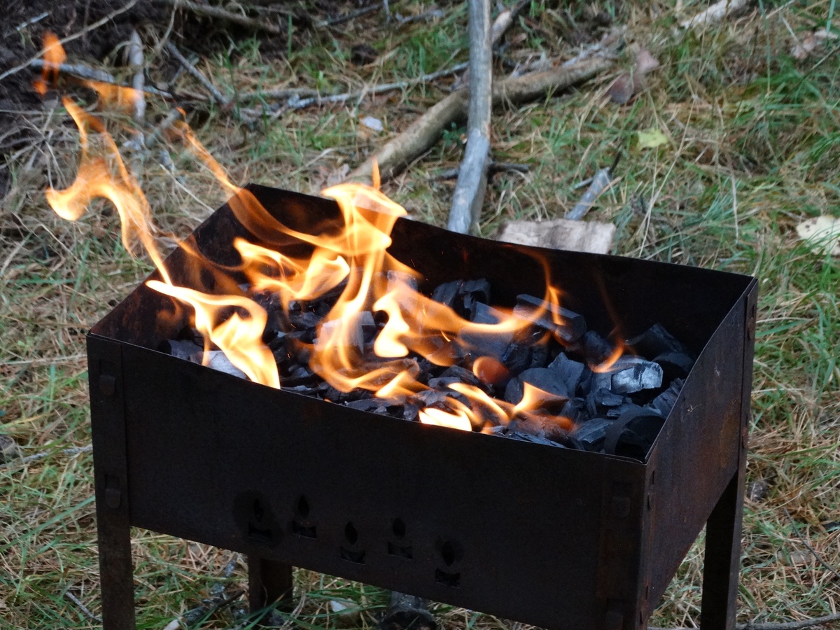    Майские праздники больше не будут прежними / PROKAZAN