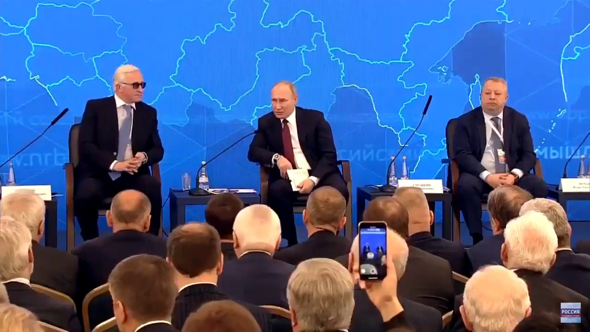 Бизнес фактически говорит: «Дайте нам более дешёвые деньги