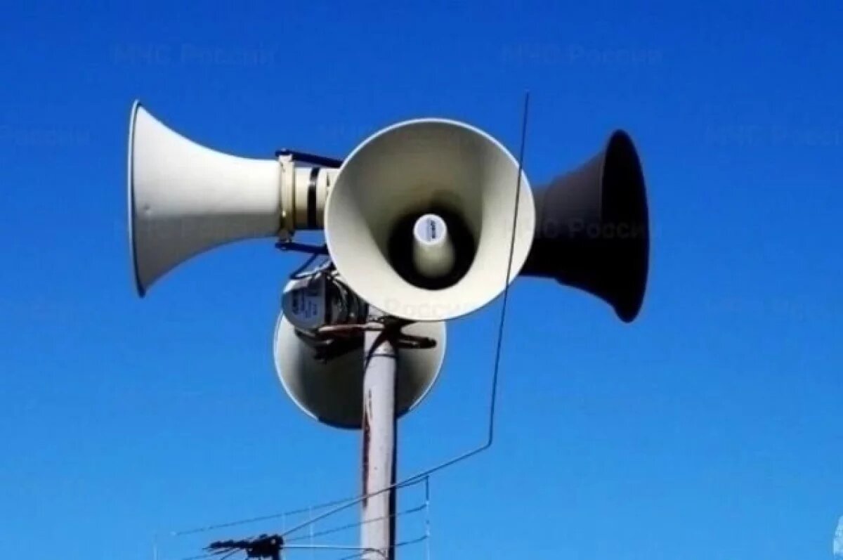    В Татарстане завыли сирены и закрыли аэропорты из-за ракетной опасности