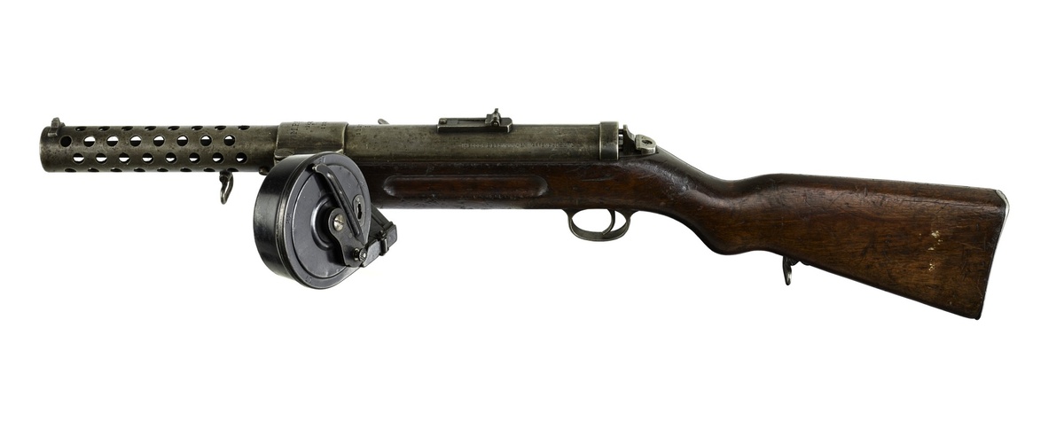 Тот самый MP 18, который в игре встречается повсюду