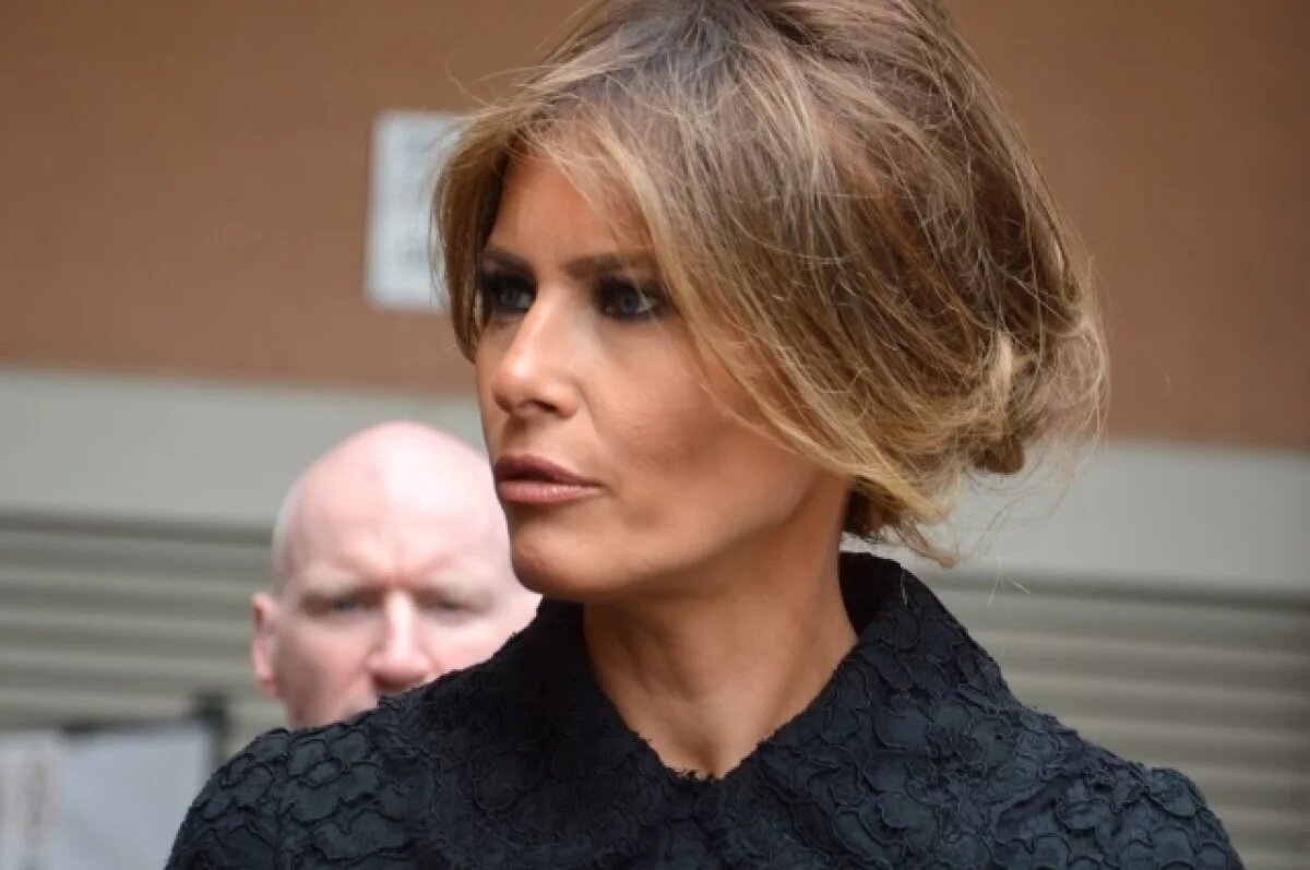    Меланья Трамп назвала сообщения СМИ о ее связях с Эпштейном ложью