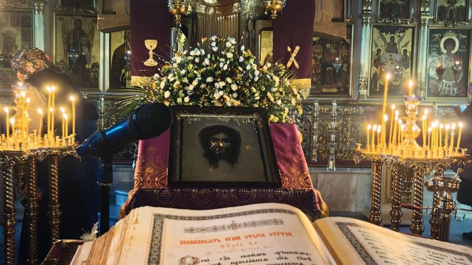 Чтение 12-ти Евангелий Великого Четверга