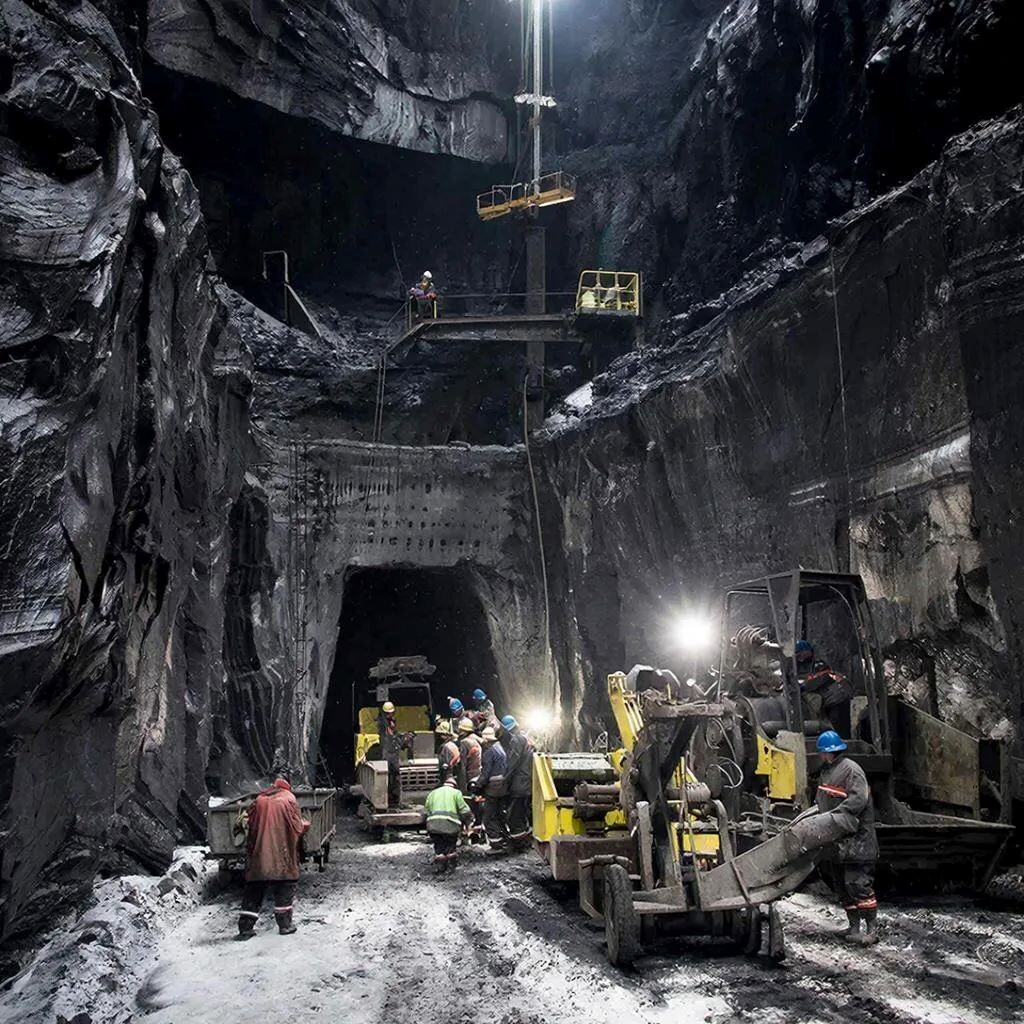 Причиной аварии стала совокупность неблагоприятных природных факторов.  Фото: Изображение сгенерировано нейросетью / Станислав Казаченко