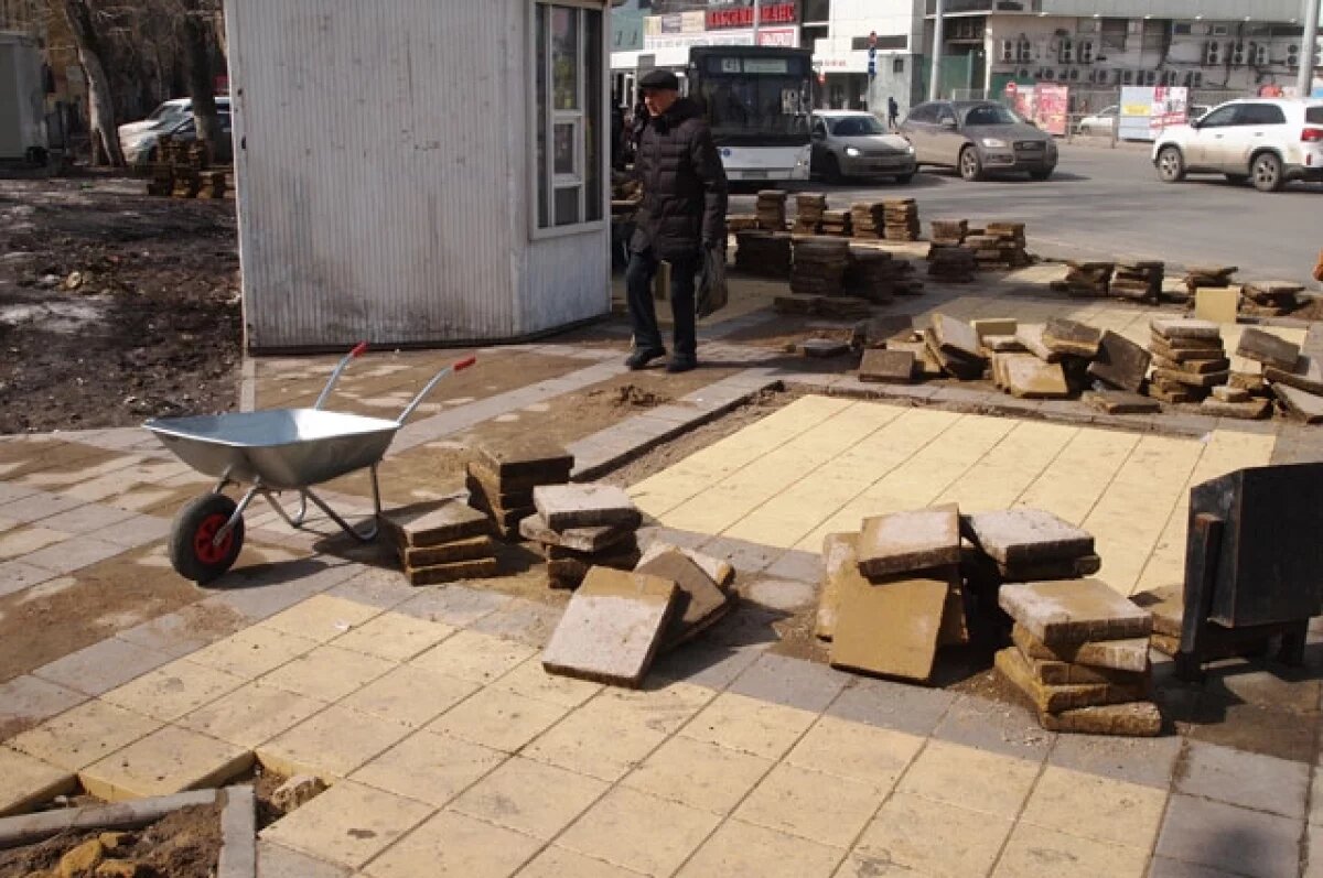    В сквере на Яковлева в Томске появятся новые дорожки и освещение