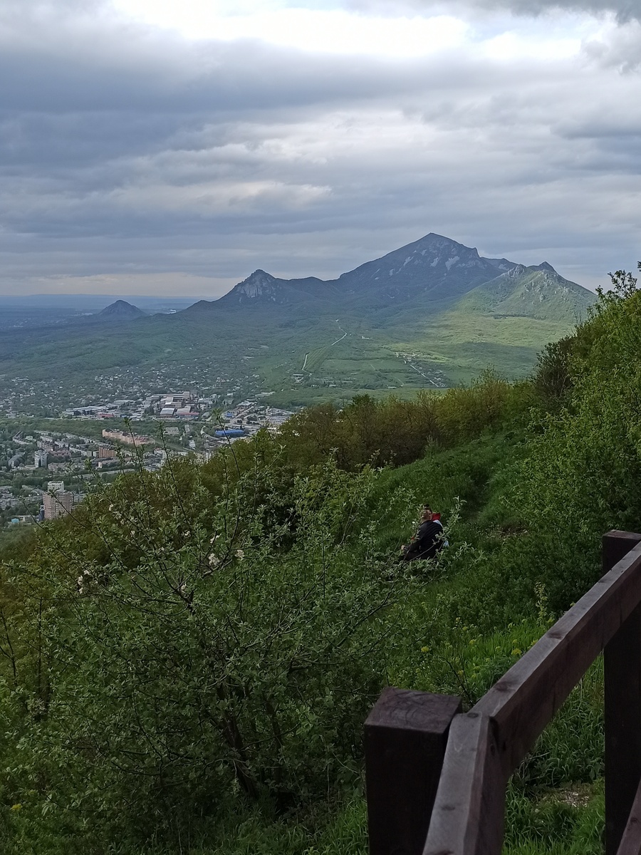 Бештау. Вид с Машука.