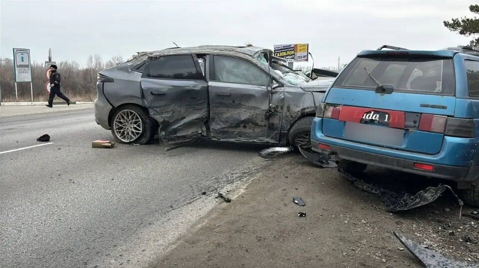    ДТП на улице Дубильная в Бийске. Источник: Госавтоинспекция Алтайского края