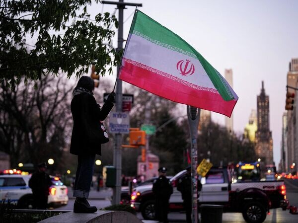    © REUTERS / Adam Gray