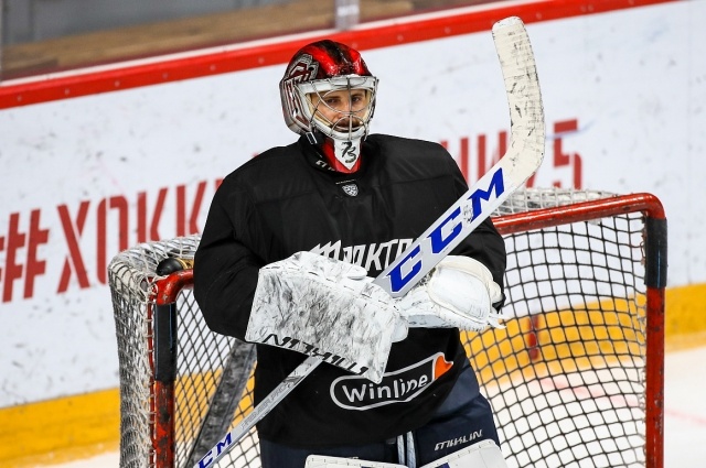    Илья Проскуряков успел поиграть в плей-офф КХЛ и за "Торпедо", и за "Металлург". Фото: Официальный сайт ХК "Трактор"