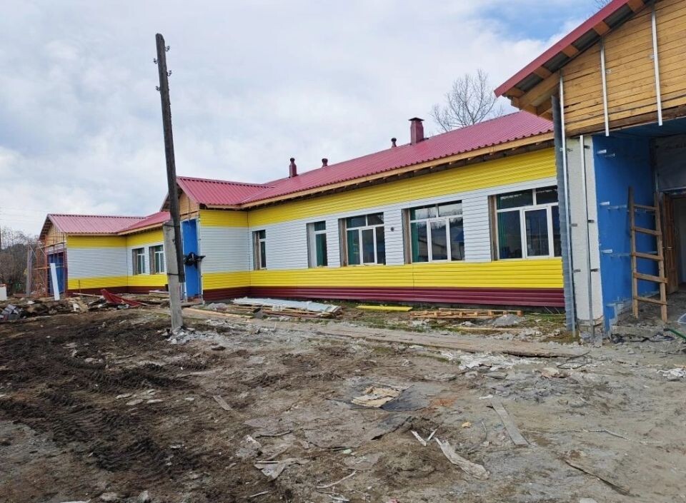    Ремонт соцобъектов в Чойском районе. Источник: Пресс-служба "Единой России"