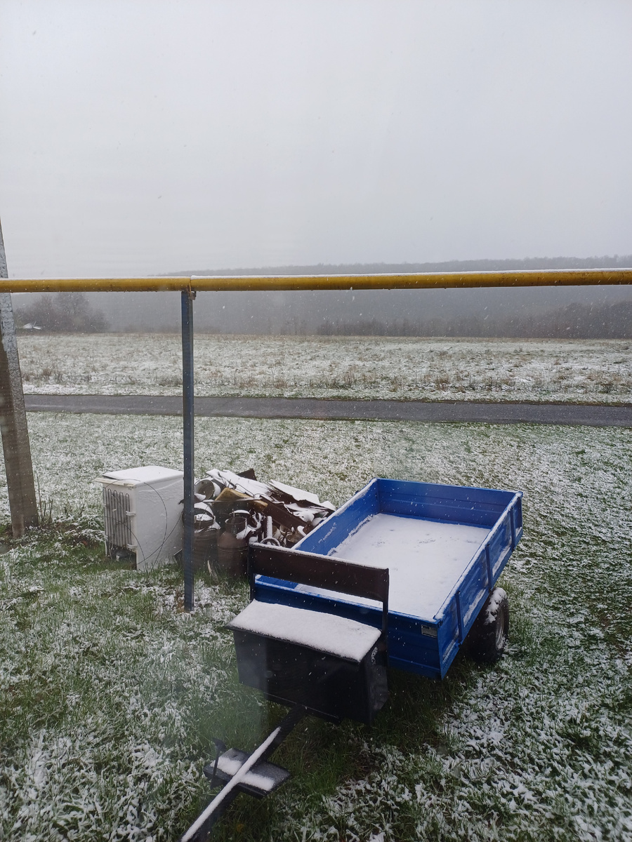 Снежный апрель