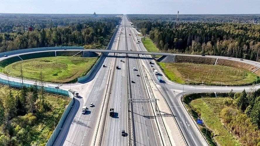 «Автодору» выделят более 1 триллиона рублей на платные дороги до 2030 года