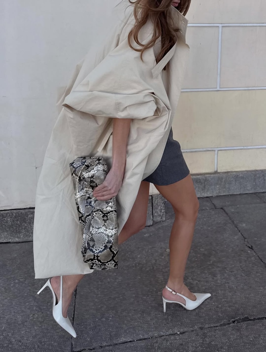    @EKONIKA