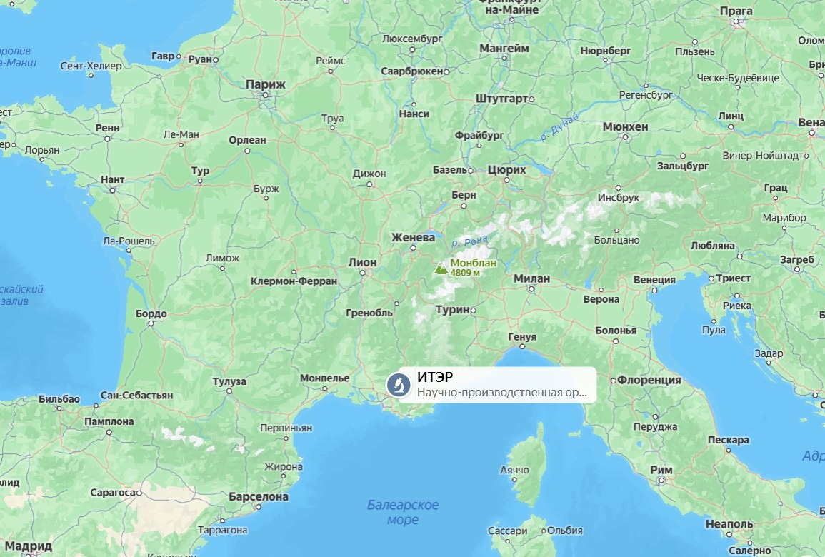 Площадка международного экспериментального термоядерного реактора (ИТЭР) располагается в Кадараше— исследовательском центре ядерной энергетики, расположенного в департаменте Буш-дю-Рон, Прованс-Альпы-Лазурный берег, на юге Франции, в 60 км от Марселя. Центр Кадараш был создан еще в 1959 году Комиссариатом атомной энергетики.