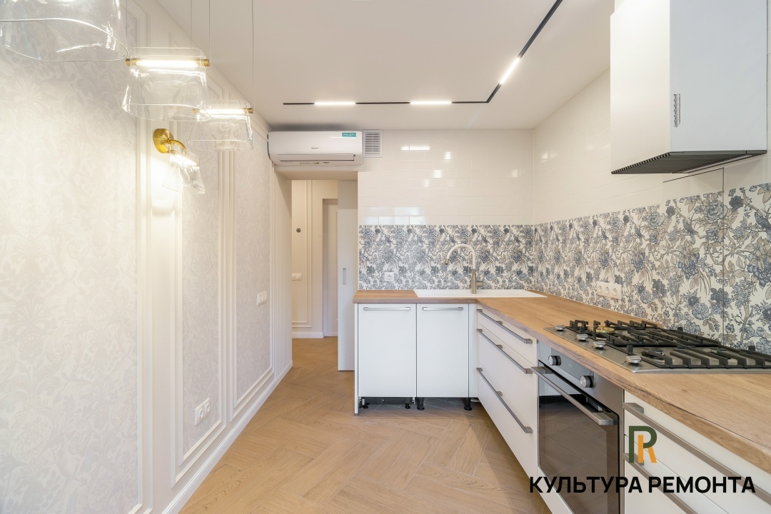 Сочетание разных сценариев освещения на кухне