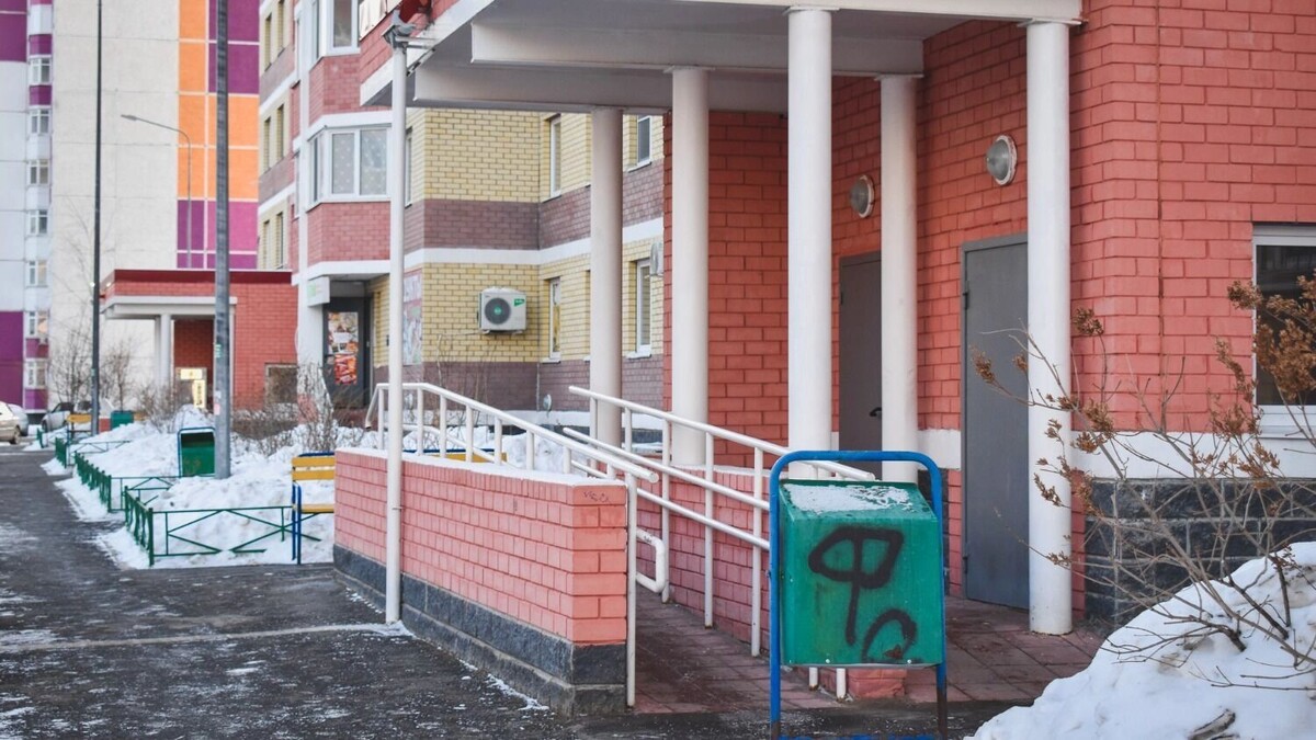    Нередки случаи, когда УК пытаются переложить часть своих обязанностей на жильцов   1MI