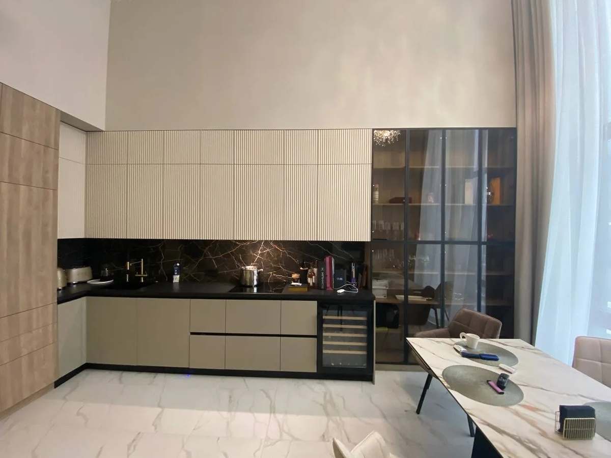 Фото нашей работы. Фасады из МДФ с эмалевым и пластиковым покрытием.