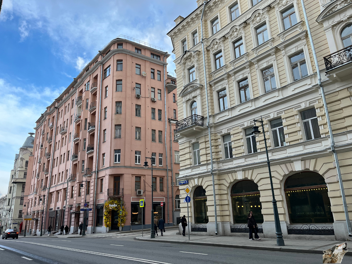 Улица Остоженка