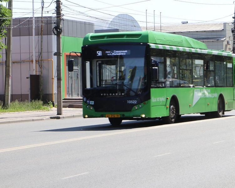     В Курске 12 и 19 апреля организуют дополнительные рейсы транспорта до кладбищ