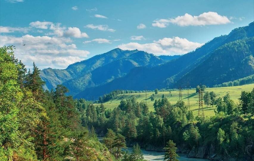 ⛰️Летний Алтай — это сезон идеальных условий, когда природа раскрывается во всей своей силе, а лучшие отели заполняются задолго до поездки