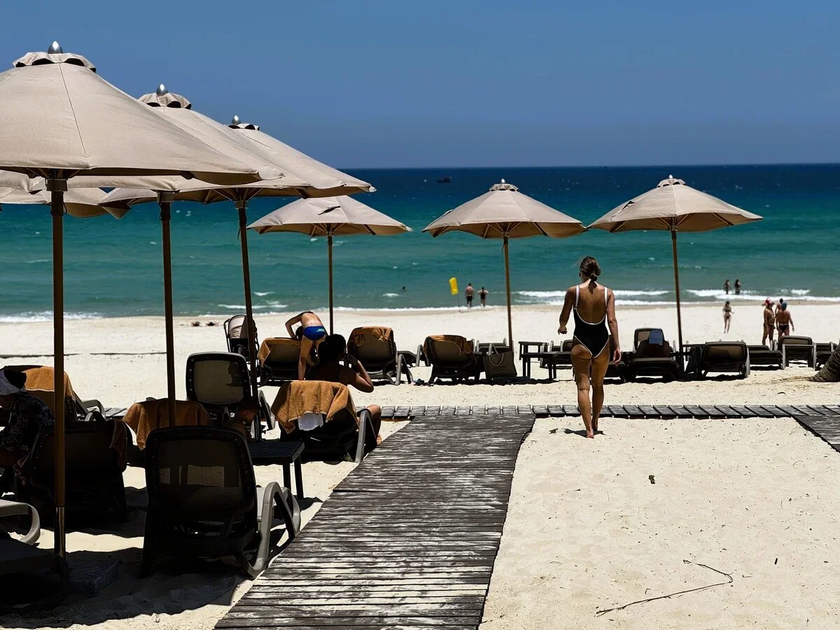    Пляж Бай Дай в Камрани, где сконцентрированы отели, считается одним из лучших во Вьетнаме. Фото: Елена Мягкова, для АТОР