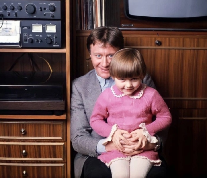 Мария Голубкина в детстве с Андреем Мироновым