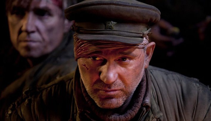 «Жизнь и судьба», т/к «Россия», к/с «Дед Мороз», к/к «Москино», 2012, реж. С. Урсуляк