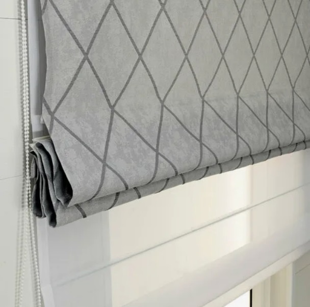 Двойная римская штора: день и ночь.