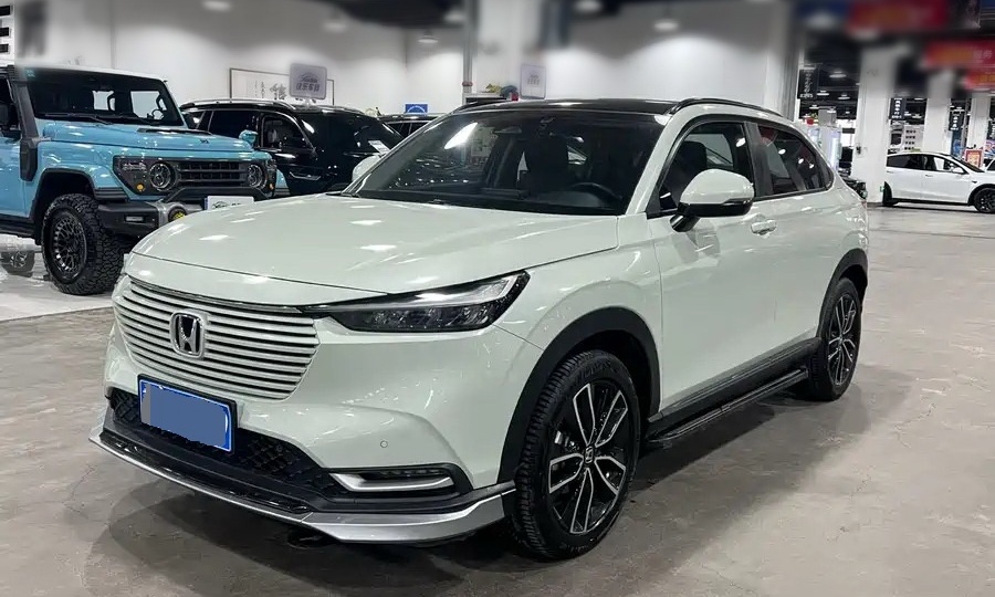 Кроссовер Honda Vezel в ТОП-10 импортируемых из Китая легковых автомобилей с пробегом