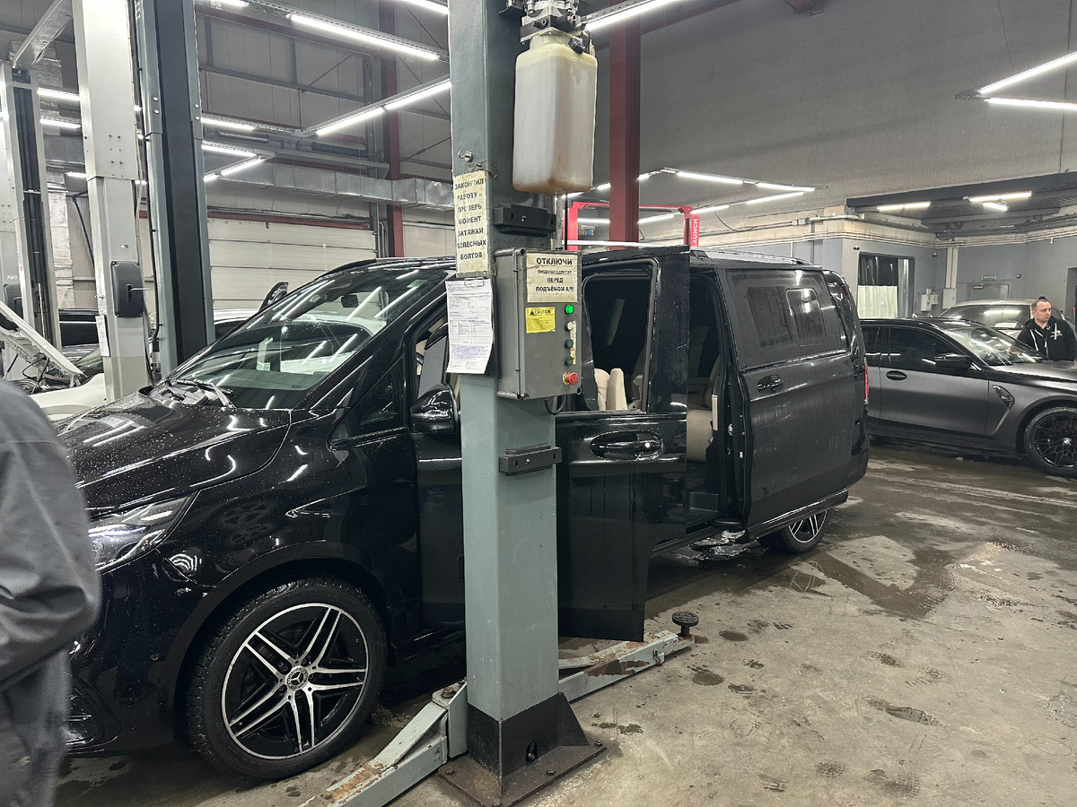 Выполняем ремонт сдвижной двери. 