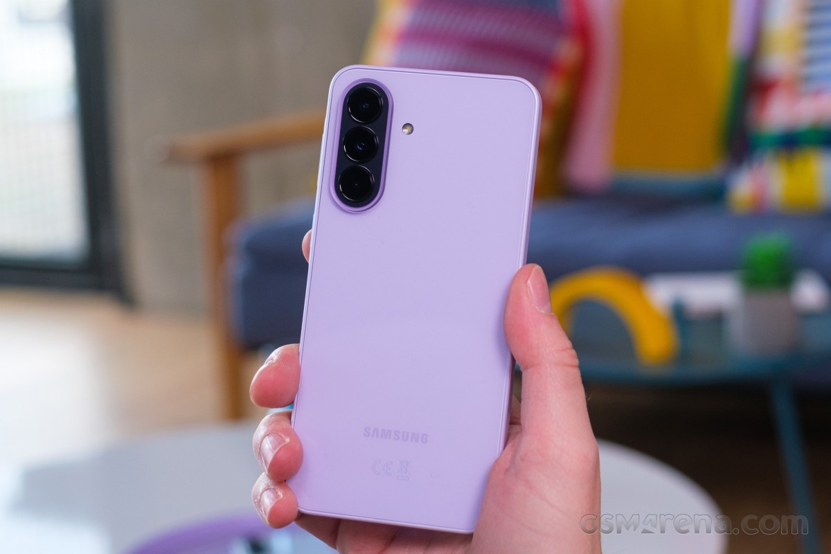 Фото GSM Arena  📷
