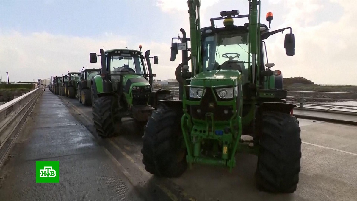    Власти Ирландии пытаются силами армии справиться с топливными протестами