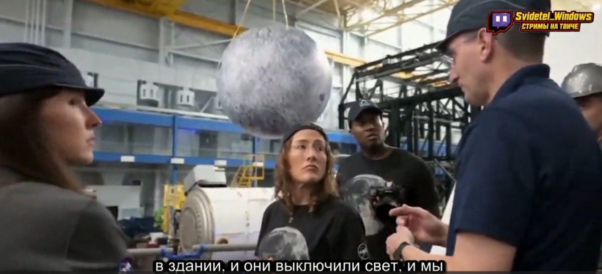 Перед миссией Артемис II экипаж отрабатывал съёмку пролёта Луны на надувной модели и это вызвало обсуждения