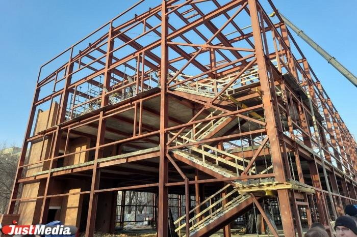 Крупный тюменский застройщик судится с екатеринбургской фирмой из-за стройки в Липецке