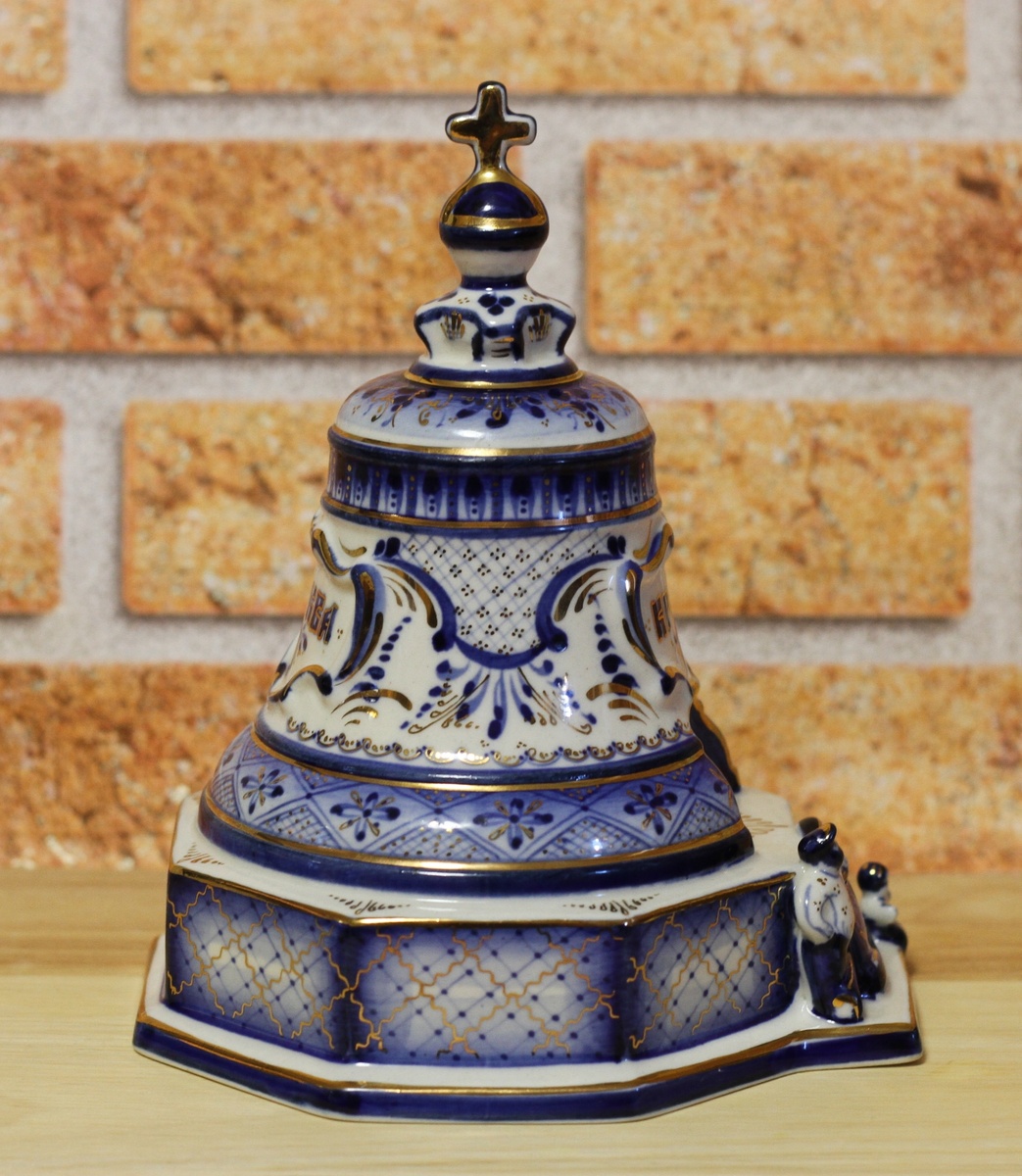 Царь-колокол из моей коллекции. Шевлягинский завод специальной керамики (листать вправо).