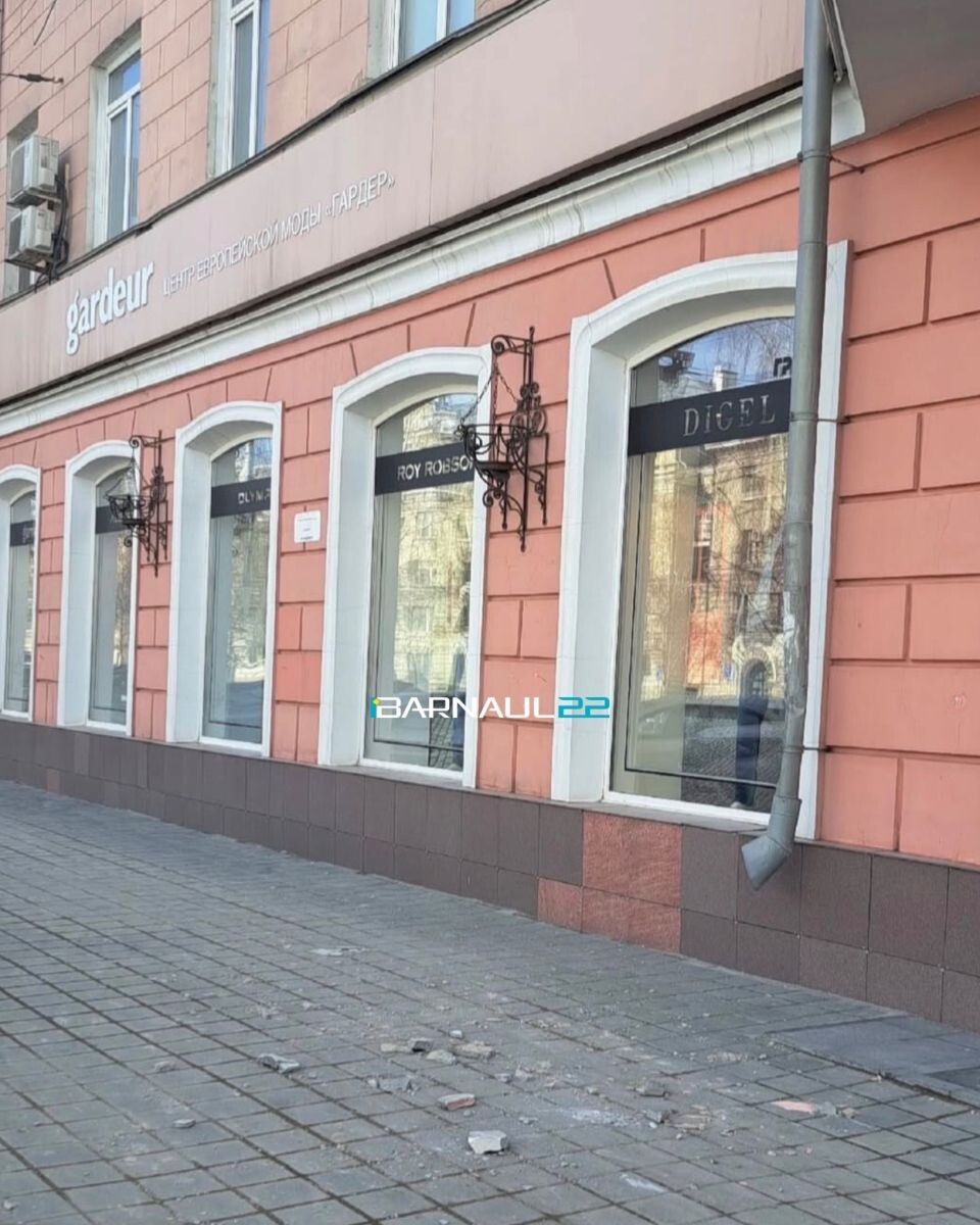    Дом на пр. Ленина 85. Источник: vk.com/barneos22