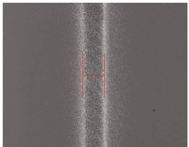    Золотая дорожка шириной всего 39,1 микрометра. Это примерно половина толщины человеческого волоса / © Physical and Chemical Processes in Atomic Systems