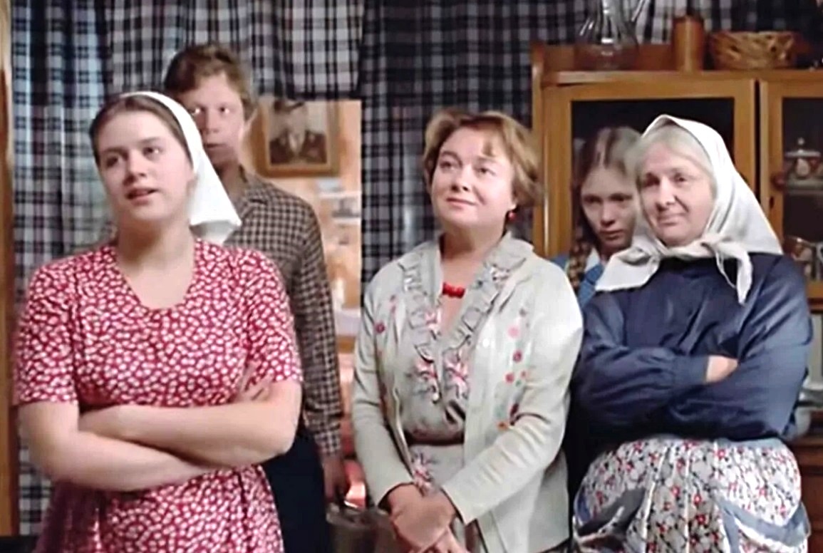 Скриншот автора. Фильм "Любовь и голуби", который буквально разобран на цитаты.