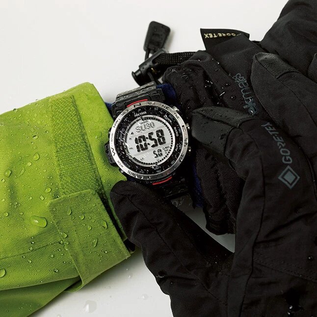 Часы Pro Trek PRW‑35-1A не зависят от интернета, батареек, сигналов сотовой связи — помогут владельцу в глуши и в городе