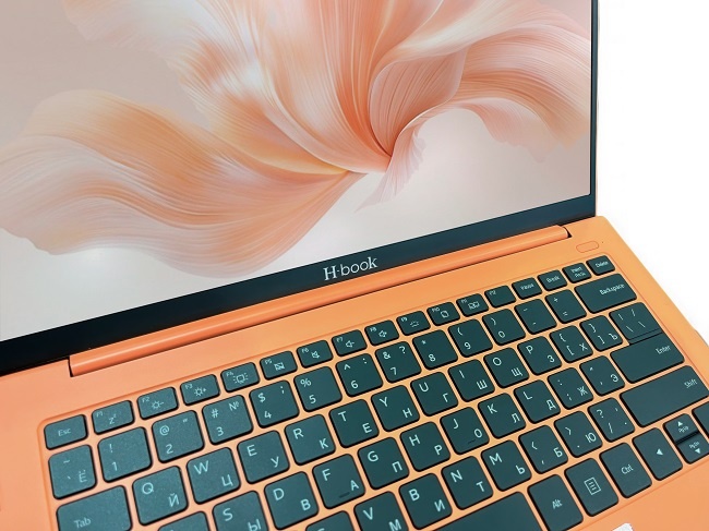 В России стартовали продажи белорусского ноутбука H-Book 14 IPK4: фишки и цены